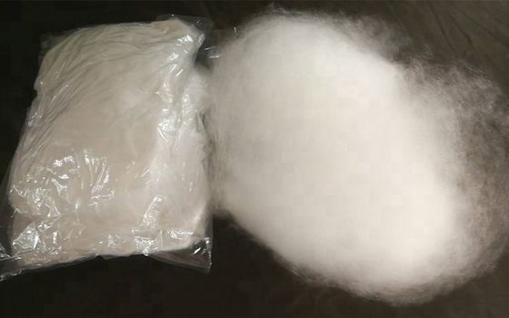 High Purity SiO2 Made Quartz Wool With Excellent Chemical Performance supplier